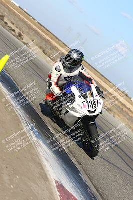 media/Nov-03-2024-TrackDaz (Sun) [[44580f4982]]/A Group/2pm (Grapevine)/